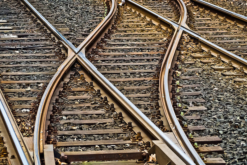 Railway CC Michael Gaida on Pixabay