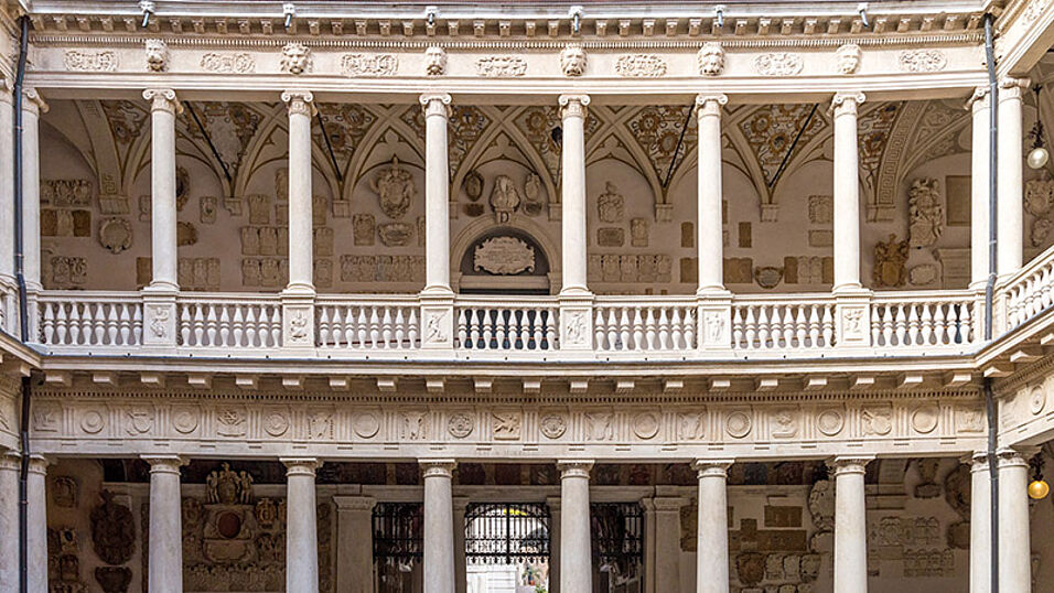 Università_degli_Studi_di_Padova, Italy. Photo: Jörgens.mi on Wikimedia Commons, CC 3.0