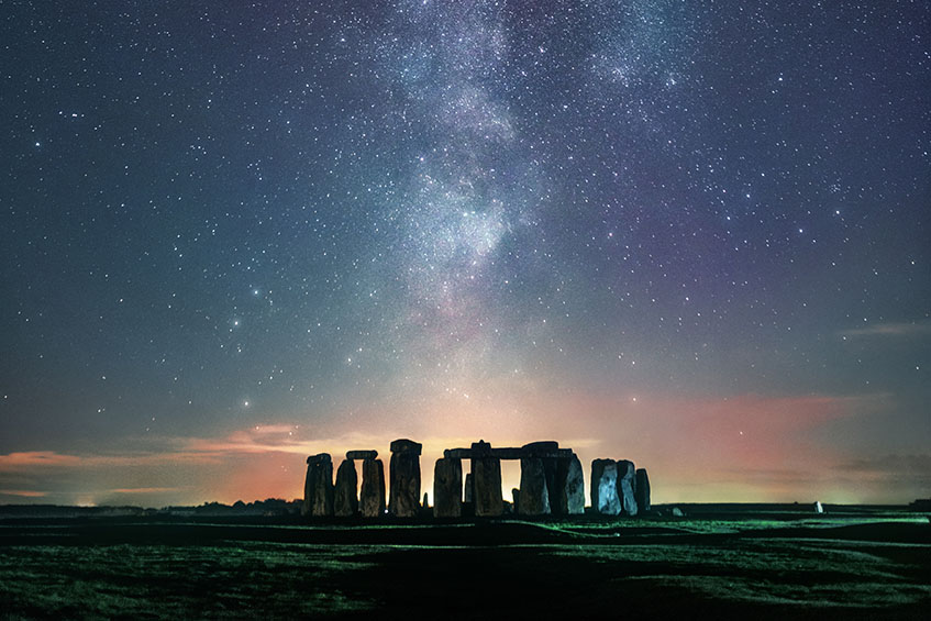 Milky Way Stonehenge Photo: © Sebastian Voltmer (www.weltraum.com)
